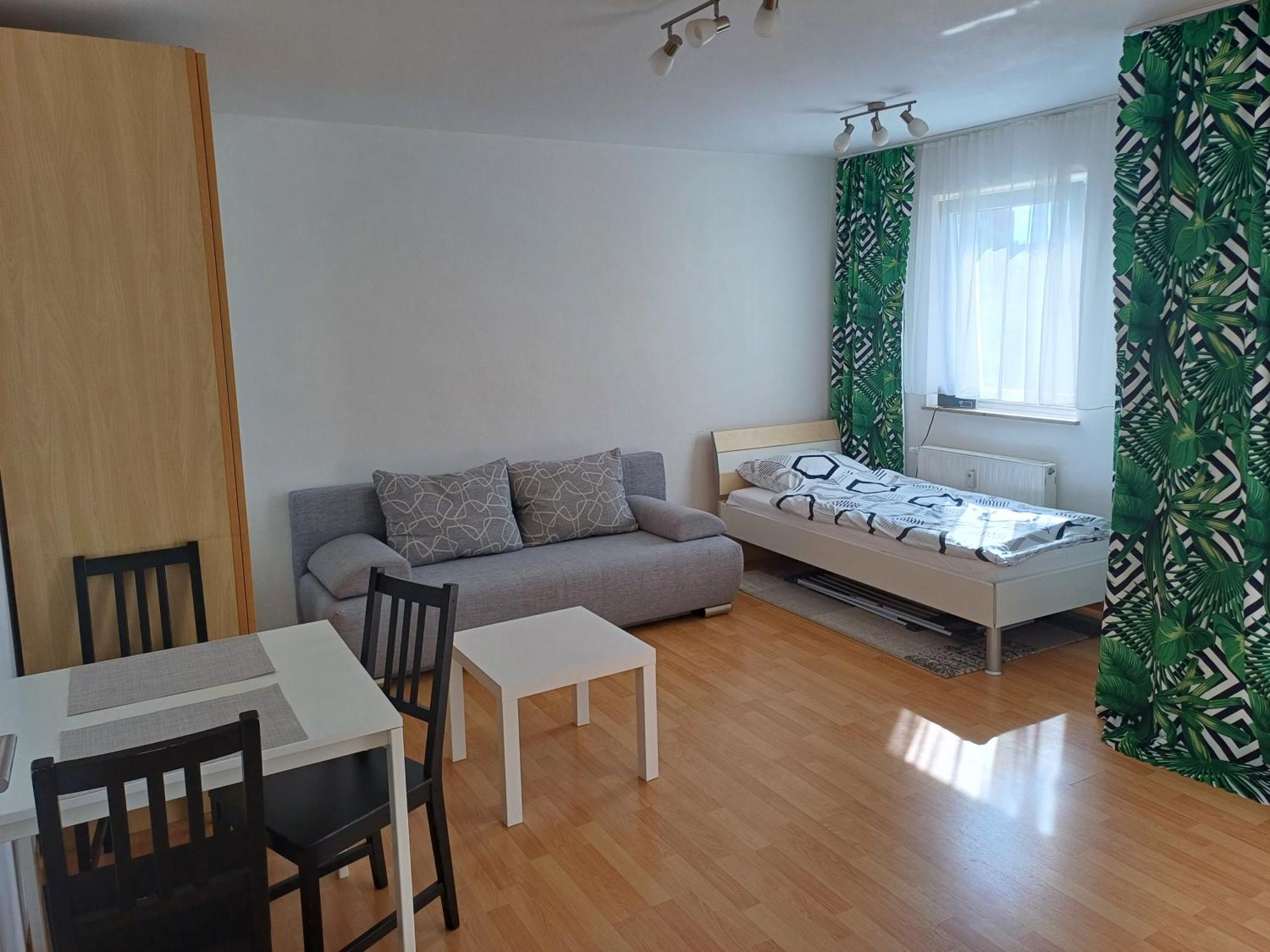 Schoene Ferienwohnung. Naehe Playmobil Und Messe Nbg Fürth Buitenkant foto