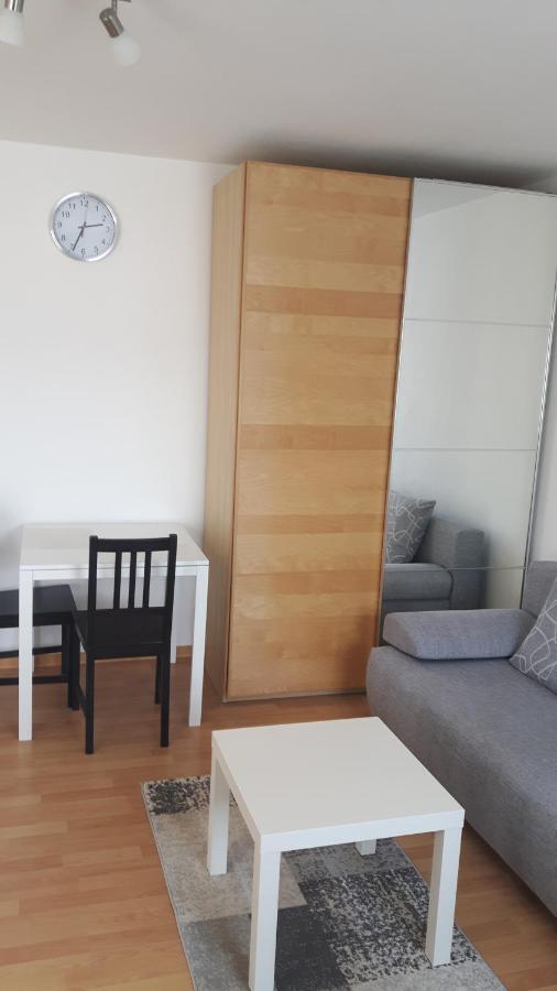 Schoene Ferienwohnung. Naehe Playmobil Und Messe Nbg Fürth Buitenkant foto